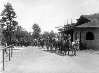 HORSE DRAWN COACHING PARTIES LEAVING THE EL TOVAR HOTEL TO TOUR THE CANYON RIM. NO BOARDWALK. CIRCA 1908 DETROIT PUBLISHING.  