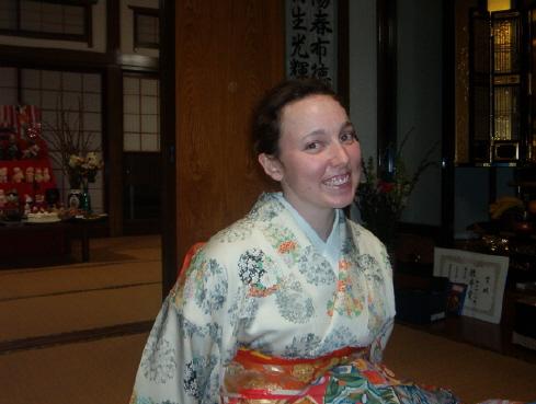 Alisha in a kimono
