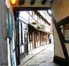 alley