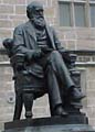 Darwin's statue
