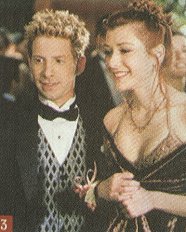 Oz, all smart for the prom