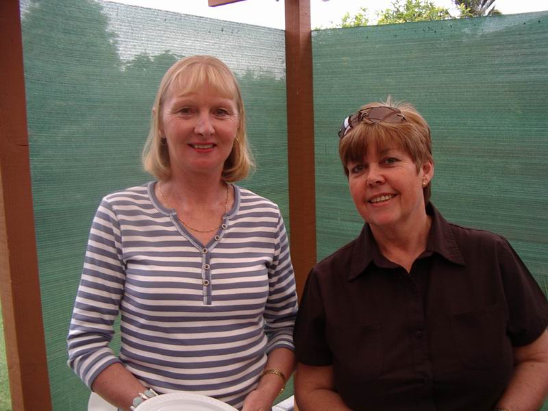 Lily & Leonie
