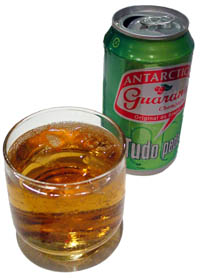 [image of a glass of guaran&aacute;]