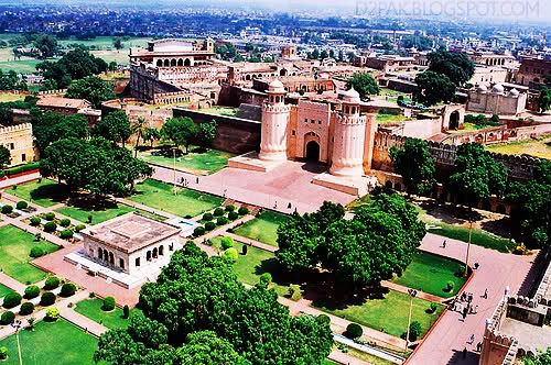 badshahi qila Lahore Pakistan: 