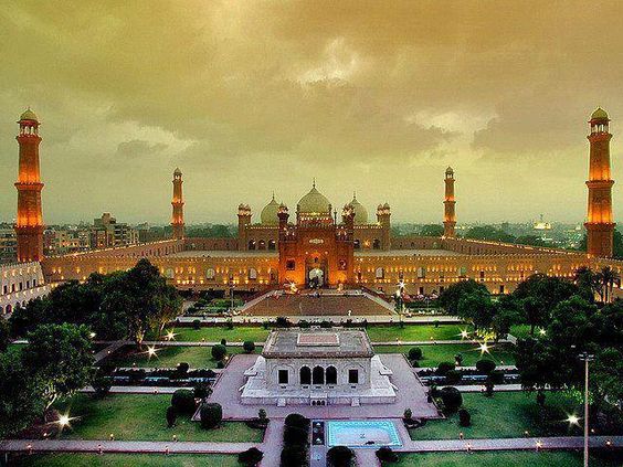 Badshahi Mosque in Lahore, Pakistan: 