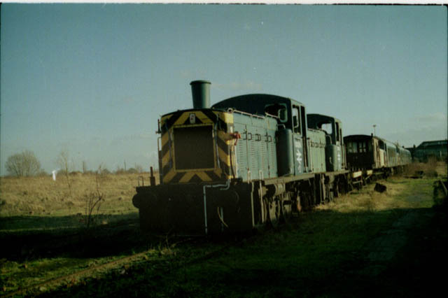 03158 &03084 at March 18/2/90 (Stephen Hancock)
