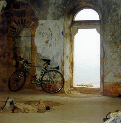 Lifta ,1999