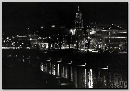 Plaza Lights