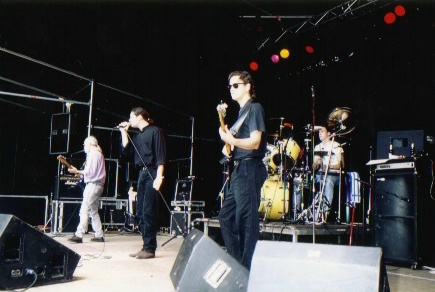 The Muffdivers Bospop 1999