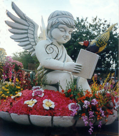 Rose parade.jpg (50939 bytes)