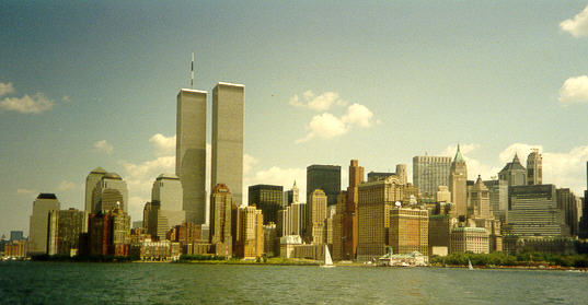 N_Y_Skyline.jpg (30171 bytes)