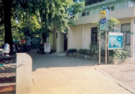 When I was lost, cops here hailed me a cab and told the driver what place I wanted to go.
