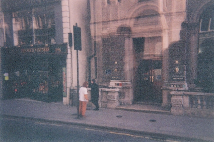I don't know if you can see him too well, but there's a guy, of course he's facing AWAY from the camera, dressed up as a lion, face painted and everything. Just thought he was interesting...