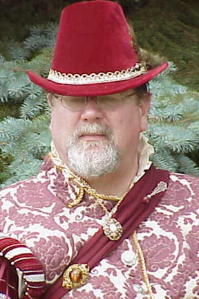 No native born Englysher can get away with wearing this and looking soooo good!