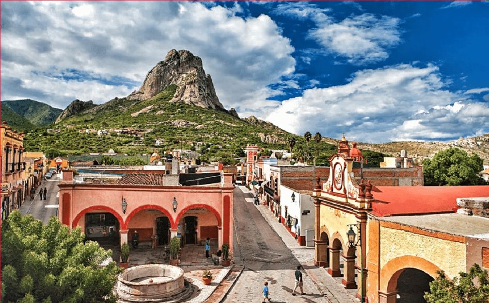 Informacion-de-Bernal-Queretaro-Historia-turismo-clima-y-mas.jpg