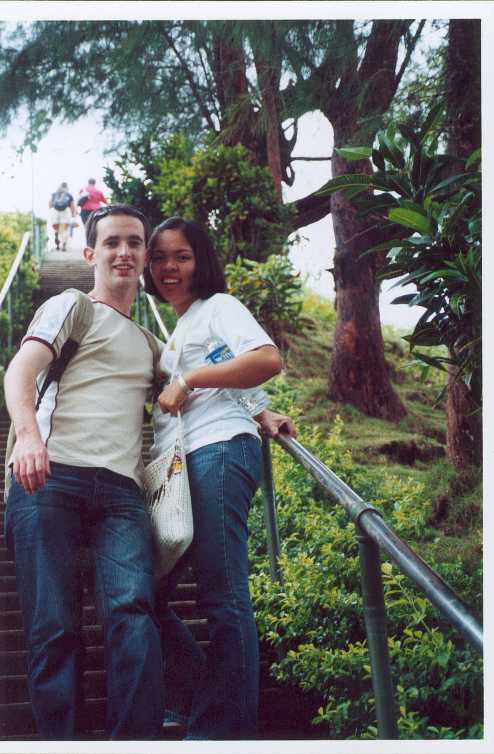 sjoekez to the top of the chocolate hills