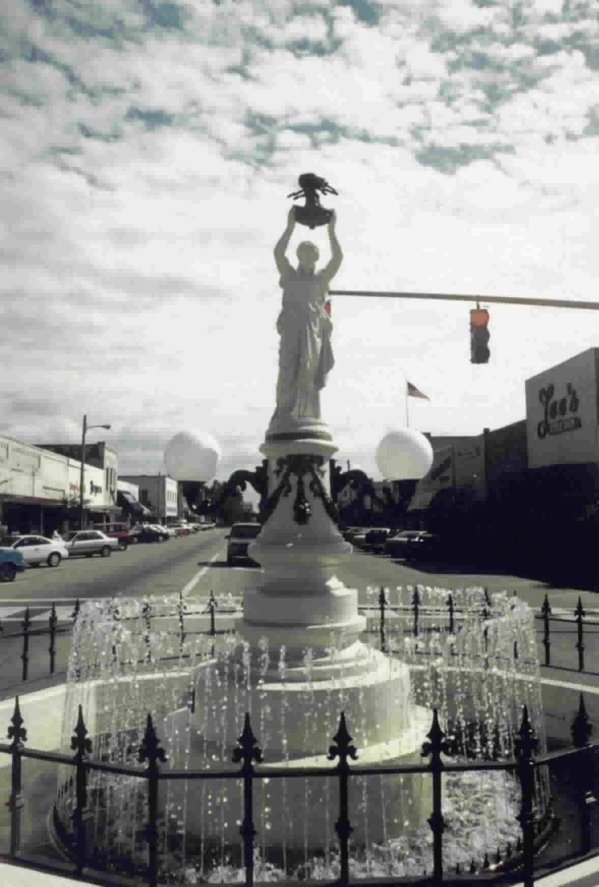 The original Boll
Weevil Monument