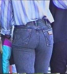 Another pair of very nice skintight faded Wranglers!