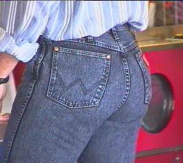 Another pair of very nice skintight Wranglers!  Check out that outside seam!