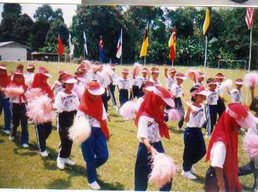 gambakt3.jpg (36115 bytes)