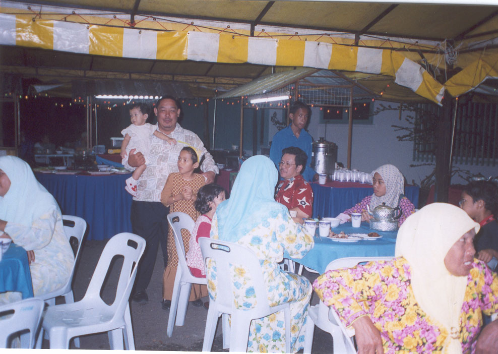 mkn.jpg (163214 bytes)