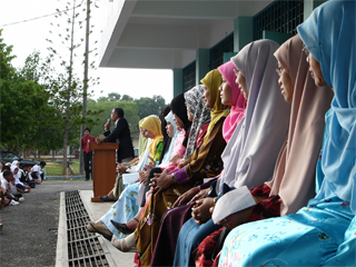Barisan cikgi-cikgi SKPR