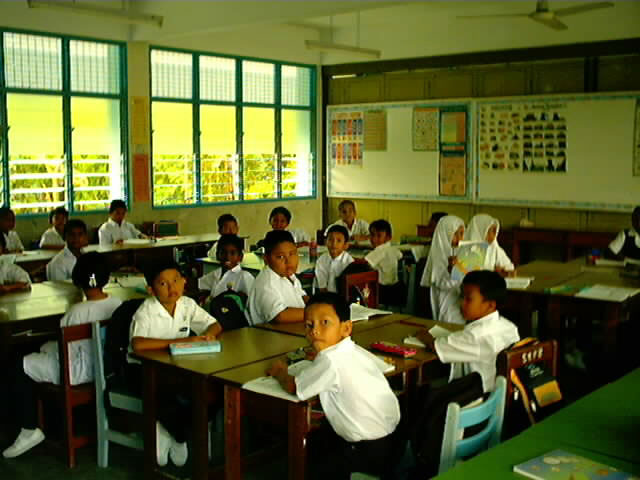 guru th3wira - Pn. Fatimah