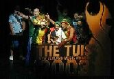 click 2 enlarge&nbsp; Katchafire receiving the Tui award @ NZ Music awards 2003 for highest selling single... pic courtesy Katchafire