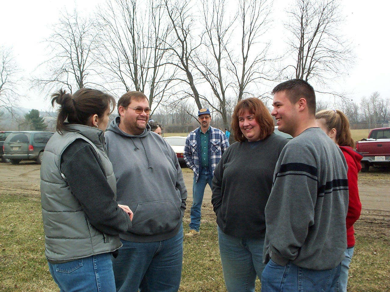 Amy, Rusty, Katherine & Randy... quit your yappin! Get to work!&nbsp; hehehe