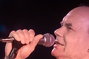 Andy Doyle, performing at the 2003 Nationals in Chicago