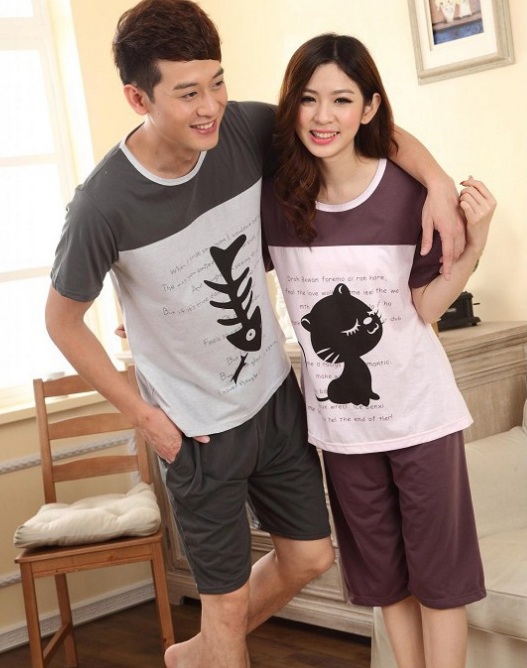 ** Pre ** ชุดนอนคู่รักสไตล์เกาหลี  ดูสีและไซส์เพิ่มเติมที่ภาพเสริมค่ะ ราคาเป็นคู่นะคะ  