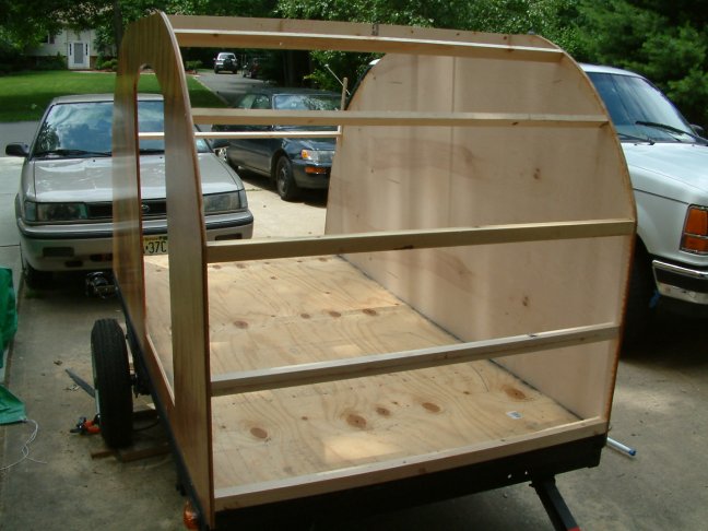 Sides up, spars in