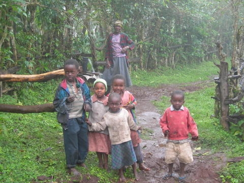 kids along the way to trailhead in Umbwe village