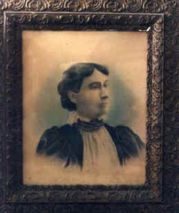 ChristyMcRae.jpg (40911 bytes)