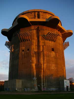 Deutsche Luftwaffe Flaktürme (flak tower)