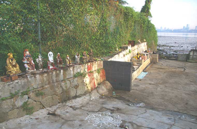 Line of deities at Kranji