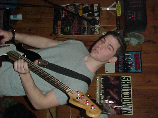 rich_01.jpg (27444 bytes)