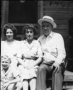 Arban Earl Sigsbee with wife, Mildrred (seated next to him).&nbsp; Also seen in photo is my Aunt, Charlene Mary (Sigsbee) Lindsey and her son, Harold "Jackie" Lindsey, Jr.&nbsp; This photo was taken in Cincinnati, Ohio (1944).