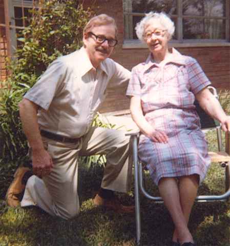 Edward Beryl Sigsbee (My Uncle) & Effie Lee Sigsbee (My Great Aunt).