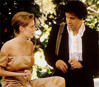 Harper (Sarah Polley) with Connie (Stephen Rea)