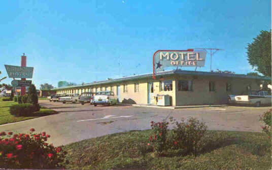Catalina Motel, Muskogee, OK (Can yo believe they made a postcard of this roachtrap?)