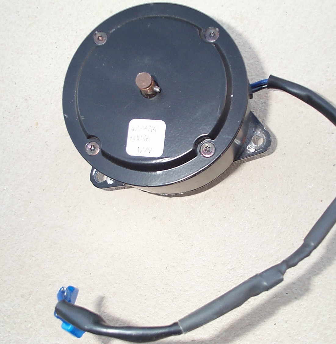 Elec_Fan_Mtr_front.jpg (213846 bytes)