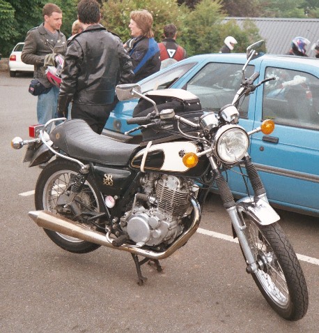Yamaha SR500