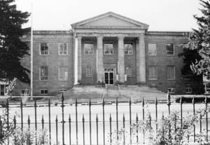 Ormsby Court House
