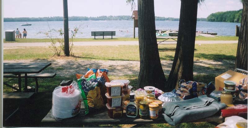 Beautiful Lake Jackson and lots of food.