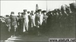 15 Ocak 1923 tarihinde vefat eden annesinin mezar�n� ziyaret i�in �zmir'e gelirken Menemen'de kar��lan��� (26 Ocak 1923) 


