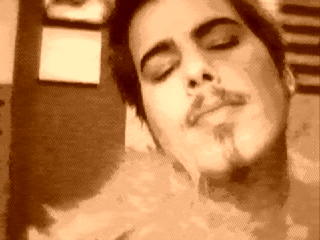 We always knew he was a bit of a queen...=)