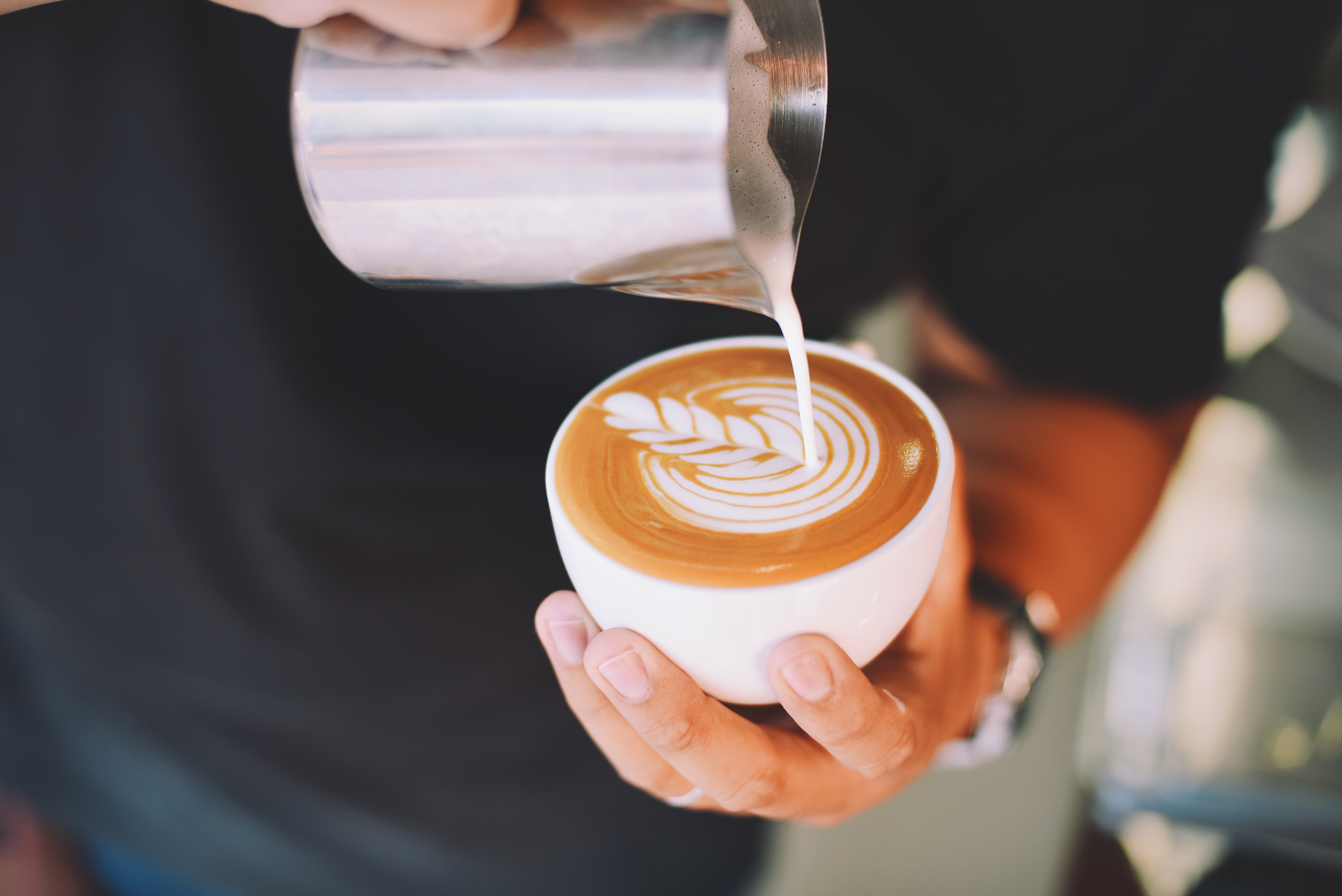 pour coffee