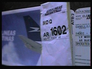 El vuelo del amanecer de Aerolineas a MDQ. Tres y media de la ma�ana para llegar a la 5,30 al aeropuerto. Se llega con jetlag a Mar del Plata - 2006