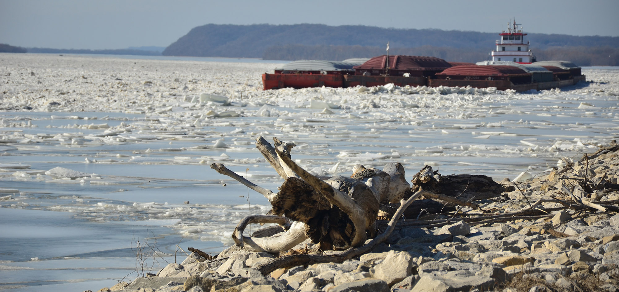 barge on Mississippi